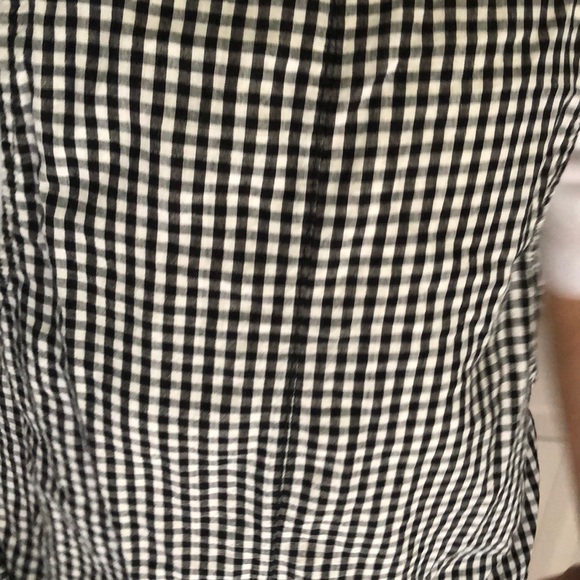 A romper - Picture 4 of 5